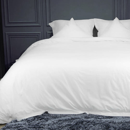 White Bedding Set
