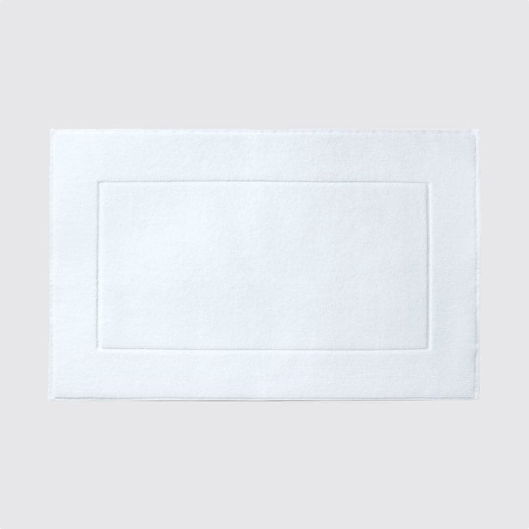 Plain White Hotel Suite Bath Mat Duo