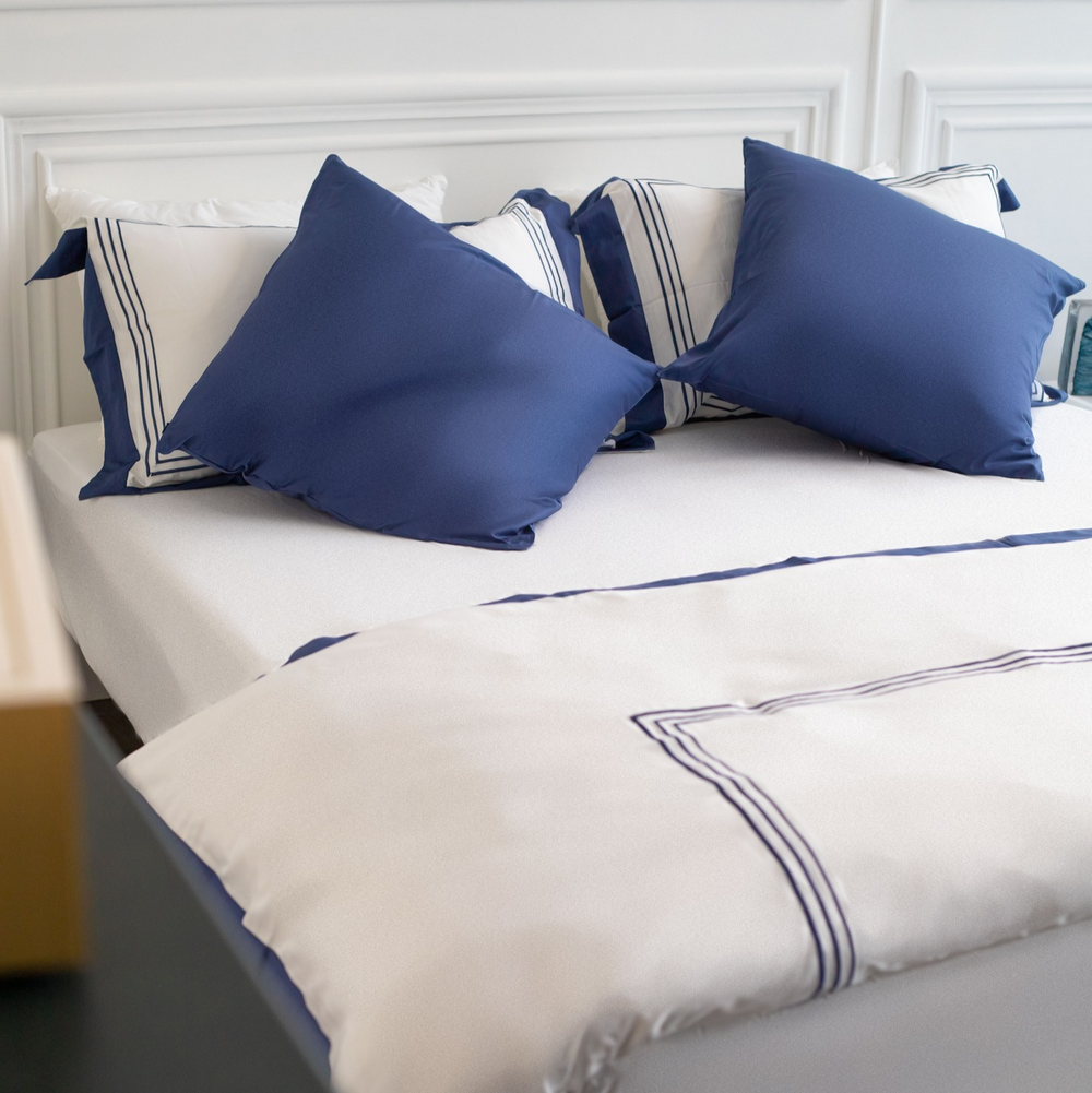 Elegance Linea Bedding Set