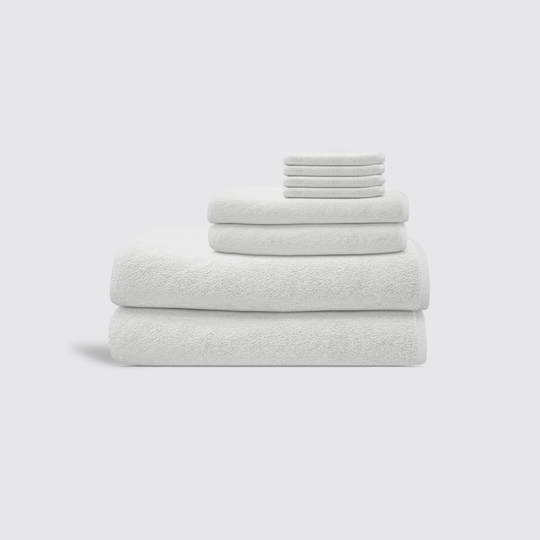 White Hotel Suite Face Towel Bunch