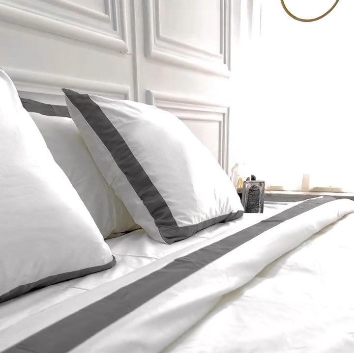 Luxe Classic Bedding Set