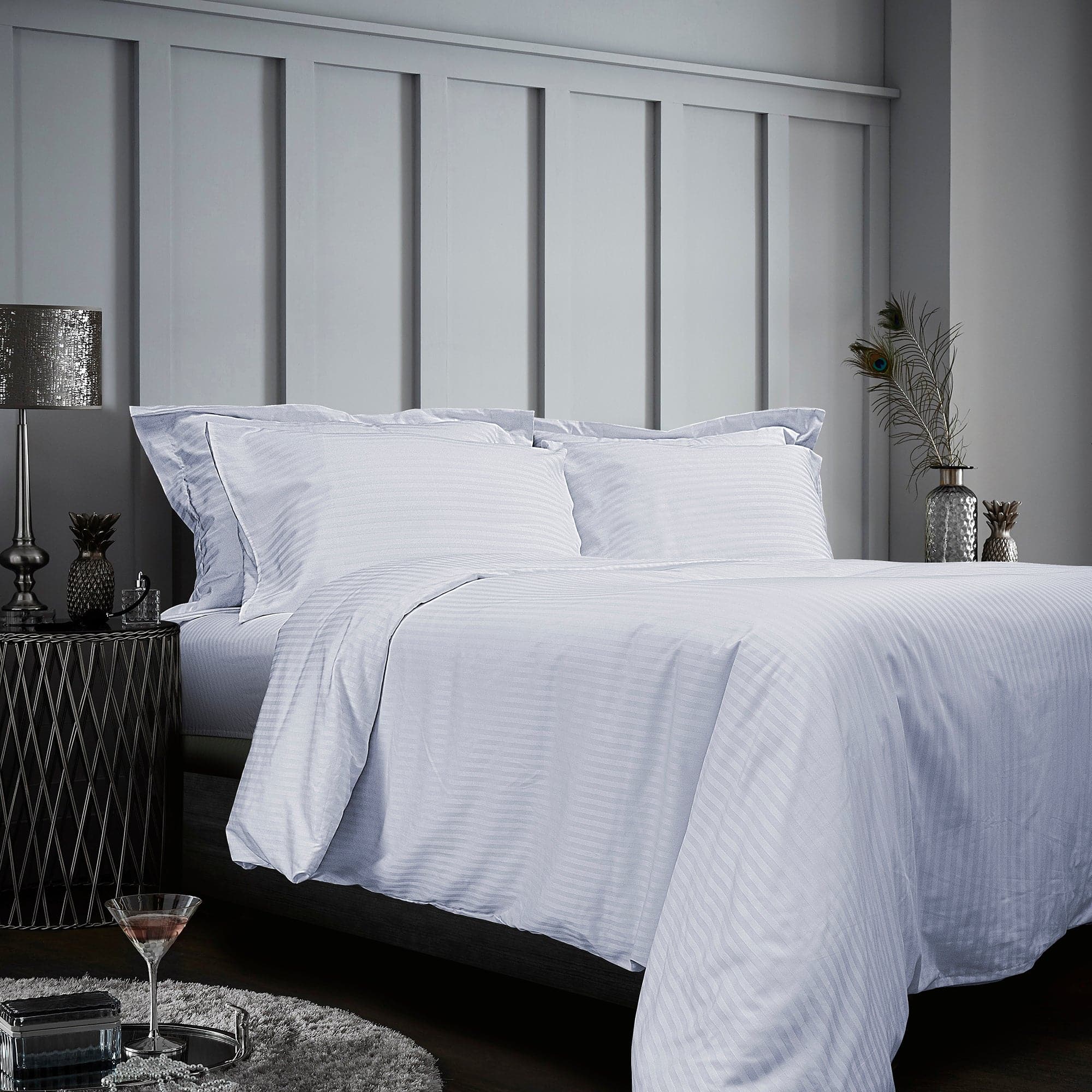 White store linen shams