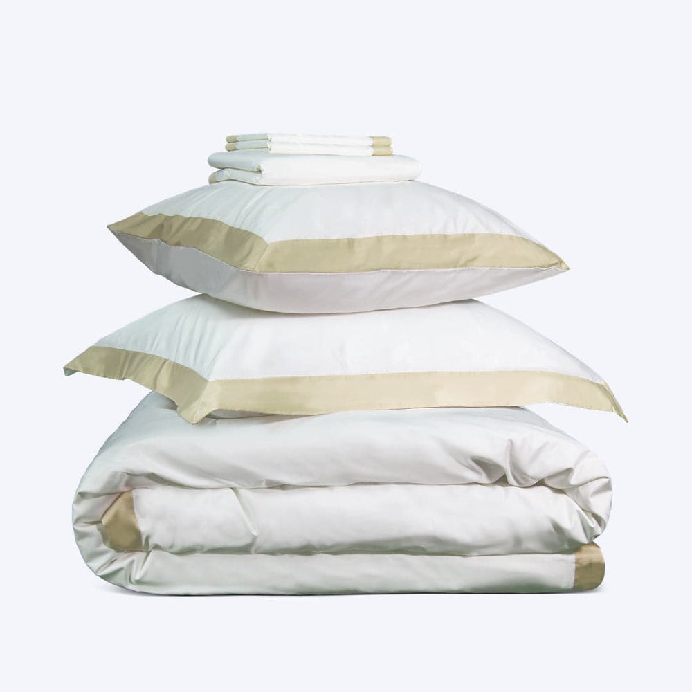 Luxe Classic Bedding Set